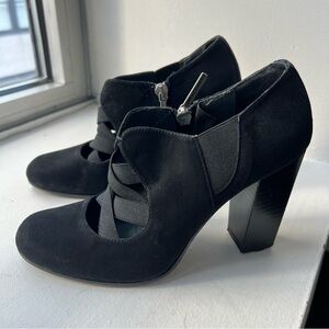 Designer vintage black suede Mary Jane heels, made in Spain
